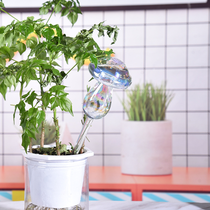 Bombillas de riego automático  - Gardening Tools For Beginners reseña y precio